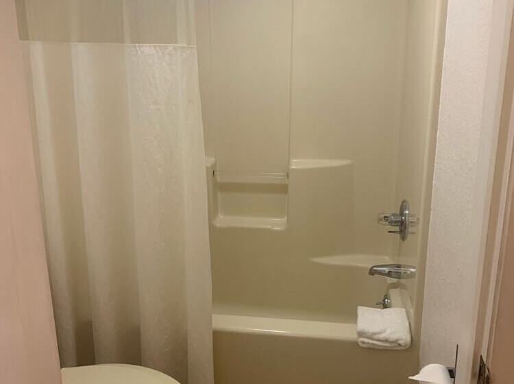 اتاق استاندارد با 2 تخت دوبل, Travelodge By Wyndham Hotel & Cottages St Augustine   Historic