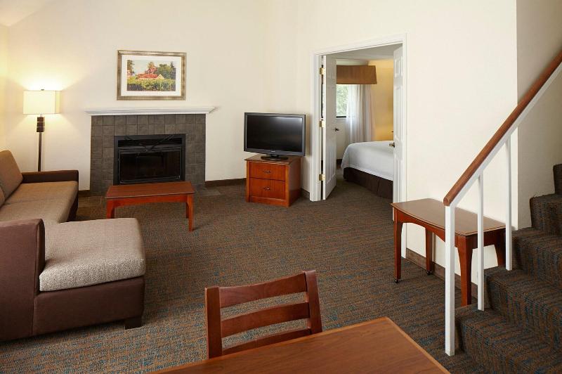 Номер Superior Кровать Кинг, Red Roof Inn Greensburg