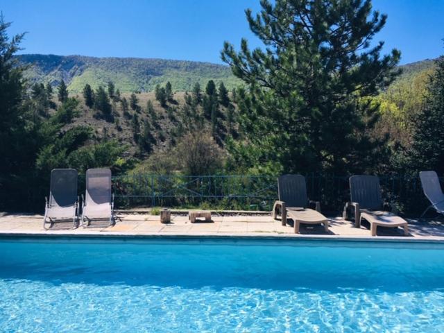 패밀리 룸 산 전망, Le Moulin De La Viorne, Gîte Modulable Avec Piscine En Haute Provence