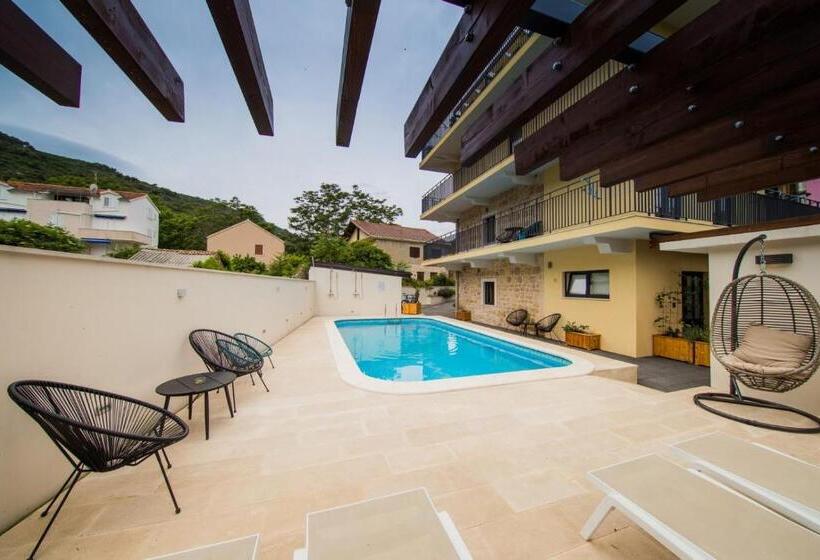 침실 1개 풀장 전망 아파트, Bella Vista Suites