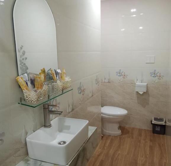اتاق استاندارد چهار تخته, Onhotel Nice Buôn Ma Thuột