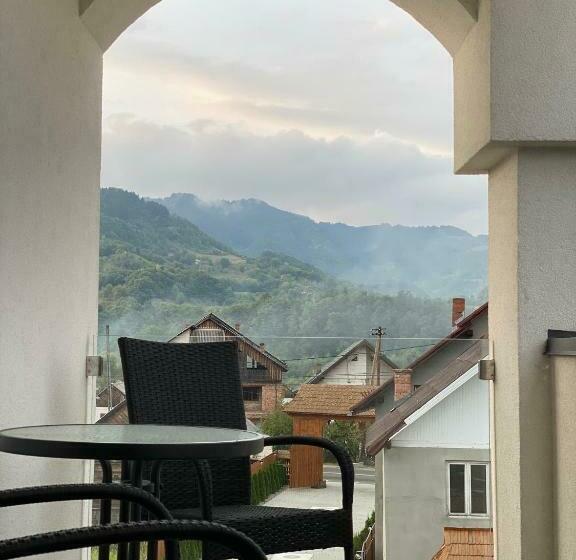 스탠다드 룸 산 전망, Pensiunea Maramures Guesthouse