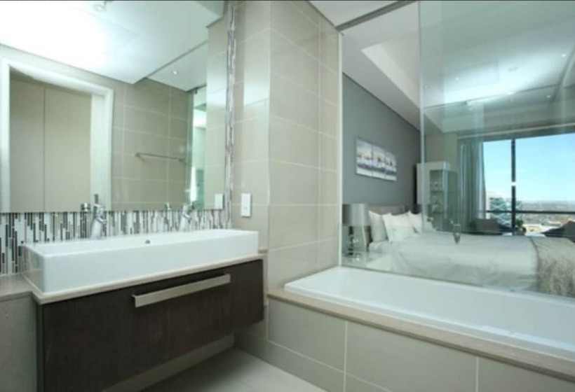 Студия Стандарт Двуспальная Кровать, Sandton Skye Apartment   616