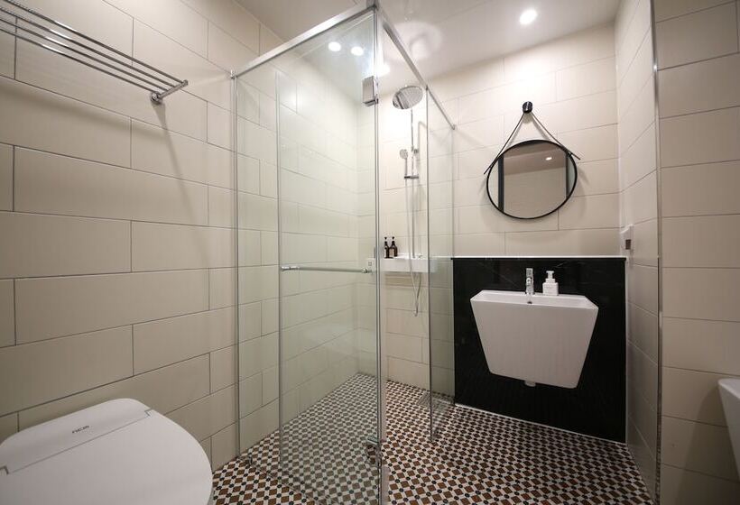 Номер Deluxe, Brown Dot Hotel Sajik Baseball Stadium