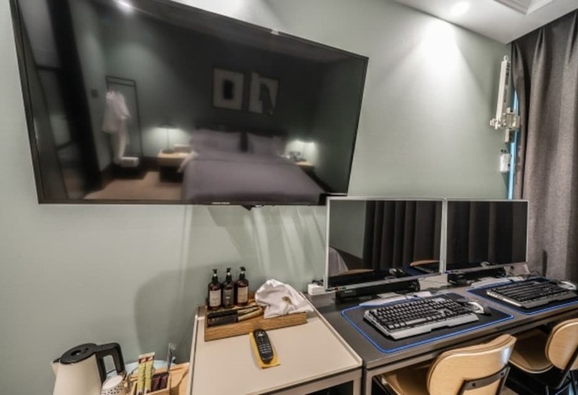 Номер Deluxe, Brown Dot Hotel Sajik Baseball Stadium