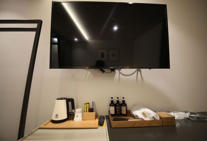 Номер Deluxe, Brown Dot Hotel Sajik Baseball Stadium