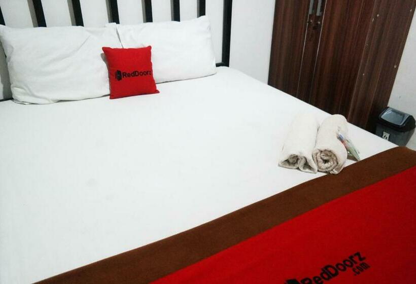 标准间, Reddoorz At Jalan Somba Opu Losari