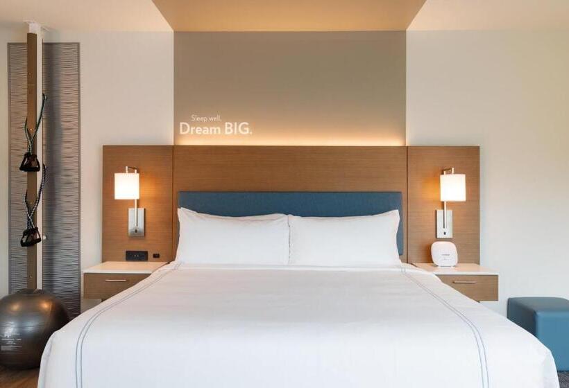 Номер Стандарт Кровать Кинг Адаптированный для Инвалидов, Staybridge Suites Rochester   Mayo Clinic Area, An Ihg