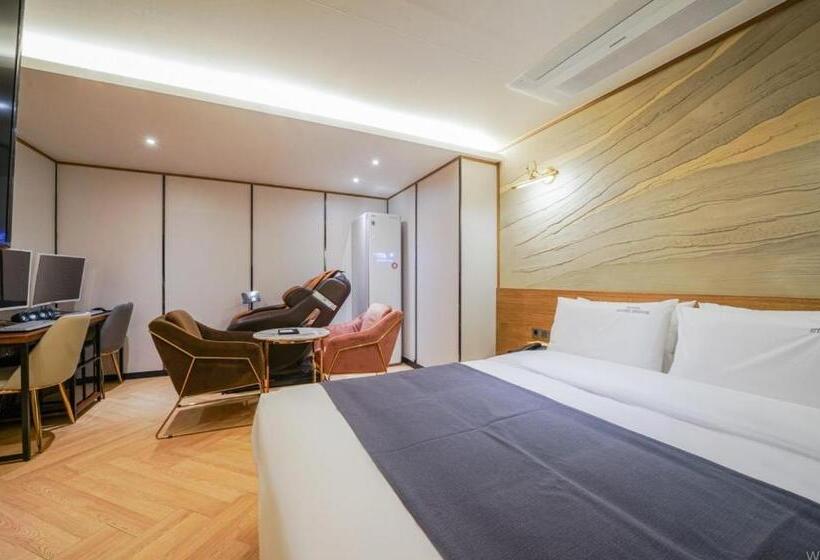 Люкс, The Stone Bridge Hotel Dongnae