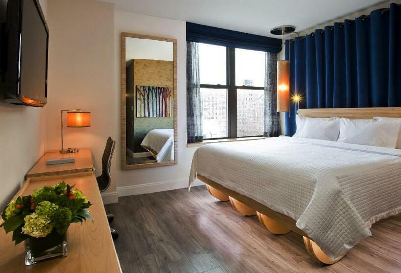 اتاق استاندارد با تخت بزرگ, Arthouse