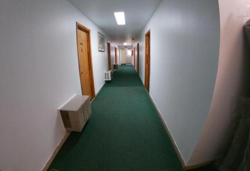 Номер Стандарт Трехместный, Budget Inn Clearfield Pa
