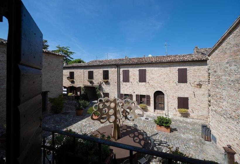 家庭间, Palazzo Viviani Castello Di Montegridolfo