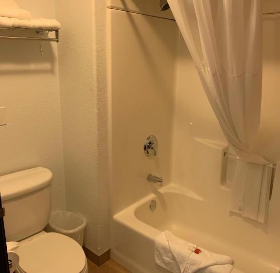 商务房间, Fairbridge Inn & Suites Williston