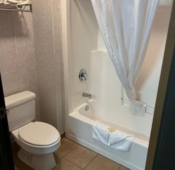 适合残疾人使用的标准间, Fairbridge Inn & Suites Williston