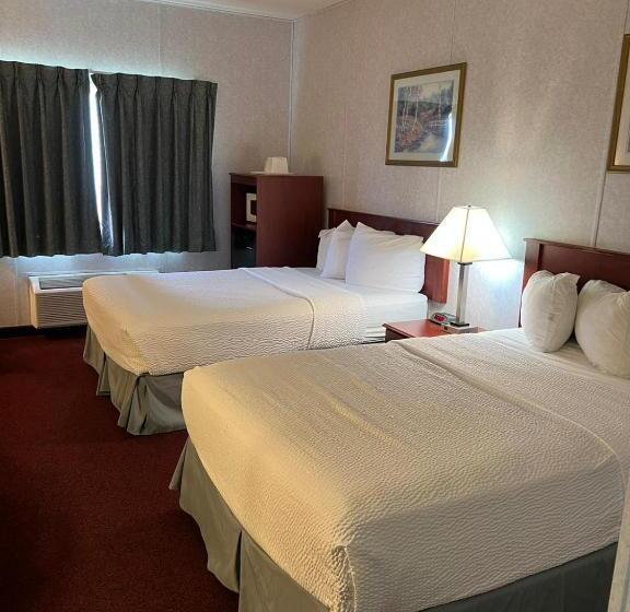 带2个双人床的标准工作室, Fairbridge Inn & Suites Williston