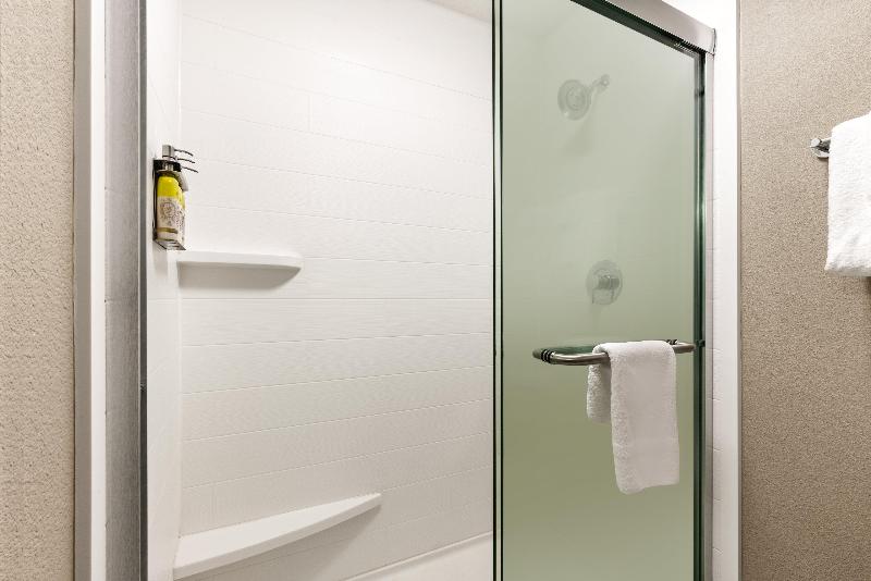 Номер Executive Кровать Кинг, Holiday Inn Express Portland Se   Clackamas Area, An Ihg