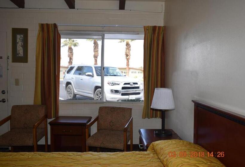 스탠다드 룸 킹사이즈 침대, Stanlunds Inn And Suites