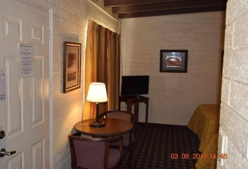 디럭스 룸, Stanlunds Inn And Suites
