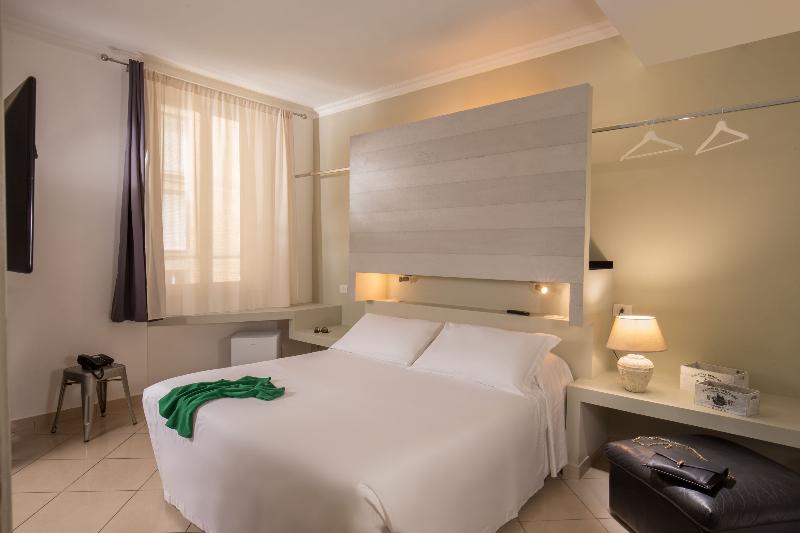 اتاق راحتی, Crossroad