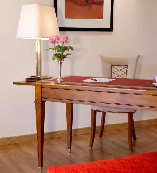 سوییت سوپریور, Relais De La Poste