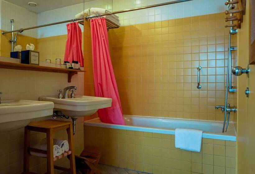 Quarto Familiar, The Marmara Antalya