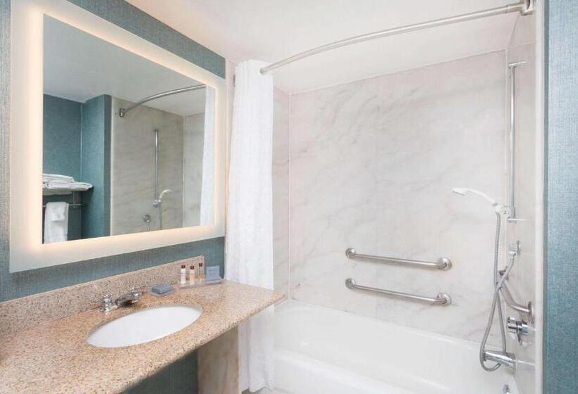 Студия Deluxe, Wingate By Wyndham   Orlando International Airport  Free Hot Breakfast