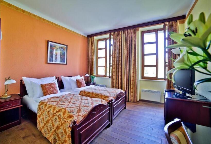 Номер Стандарт, Romantic Hotel Mlýn Karlstejn
