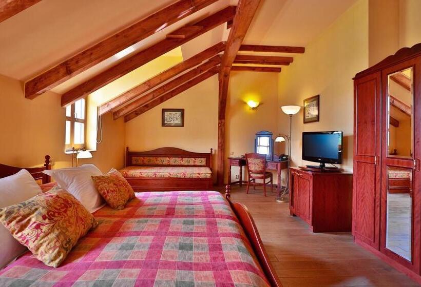 Семейный Номер, Romantic Hotel Mlýn Karlstejn