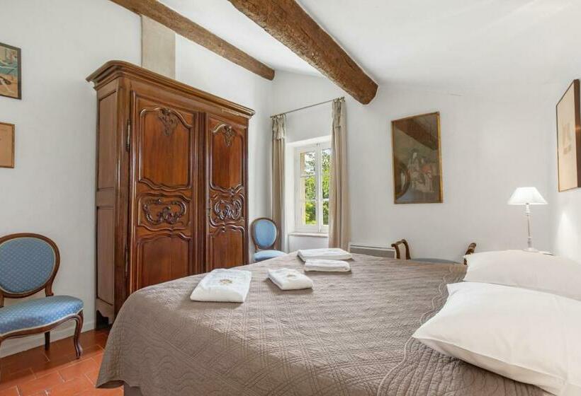 Апартаменты 2 Спальни, Château Hermitage De Combas