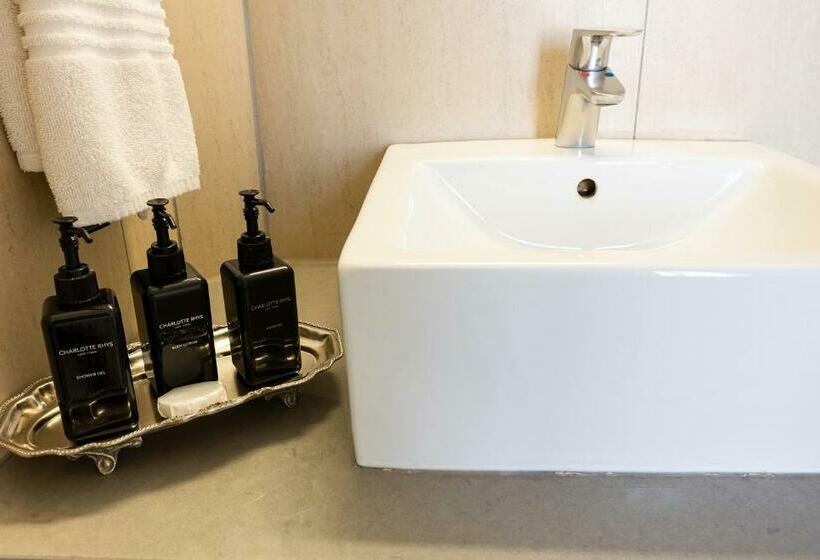 Номер Deluxe Одноместный, Kathu Gamagara Lodge