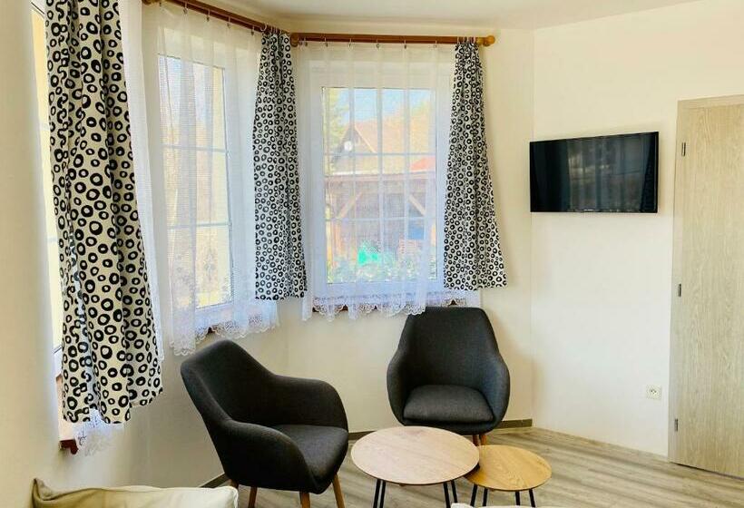 Семейное Студио, Apartmány Na Horce