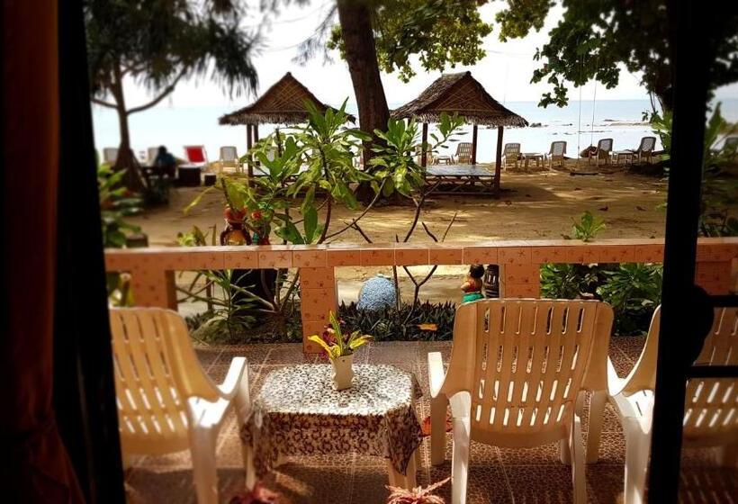 디럭스 패밀리 룸, Andaman Beach Resort Koh Jum