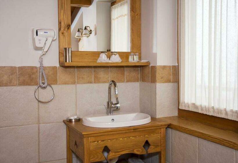 Family Suite, Samedru