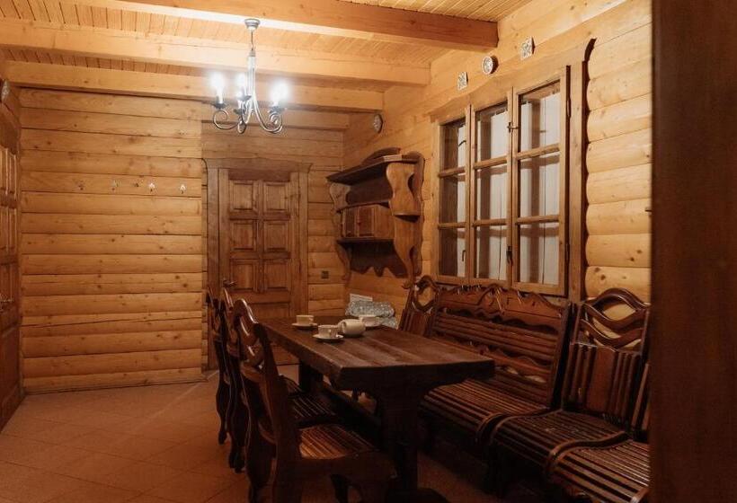Дом 1 Спальня, Oksamit Resort