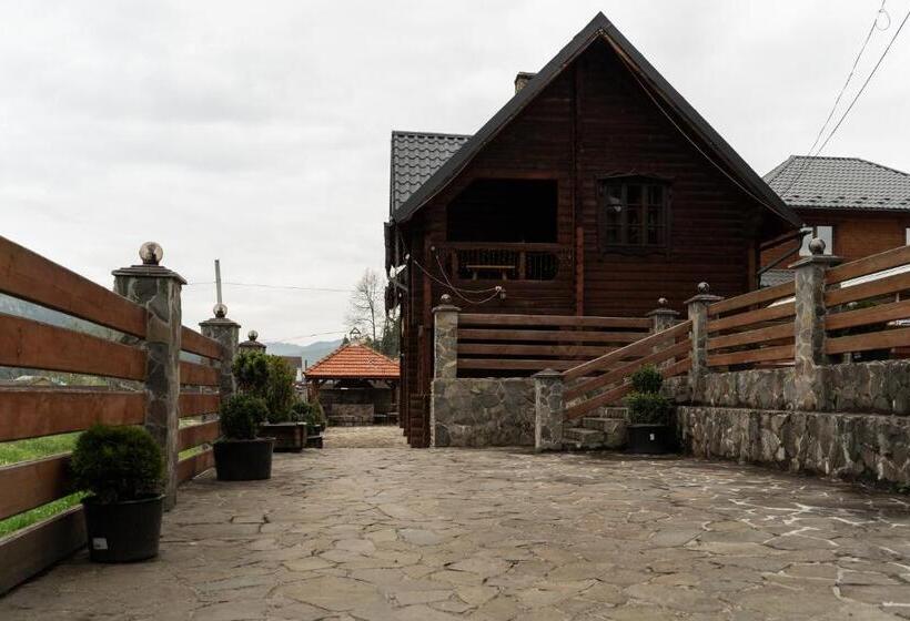 Дом 1 Спальня, Oksamit Resort