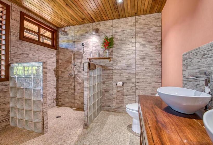 Номер Superior Кровать Кинг, Oasis Bluff Beach
