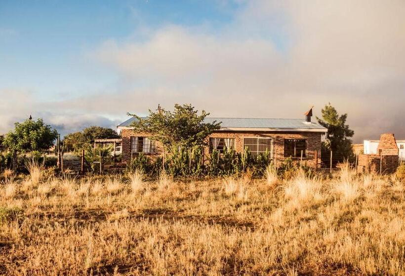 Дом 3 Спальни, Kalkfontein Guesthouse