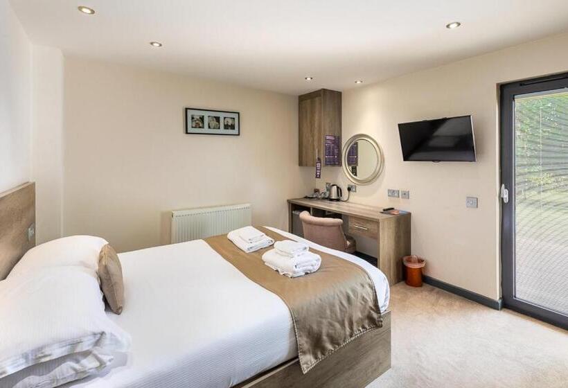 스탠다드 룸, The Kilnwick Percy Resort And Golf Club