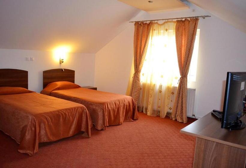 اتاق استاندارد چهار تخته, Complex Turistic Darina Sancraiu De Mures