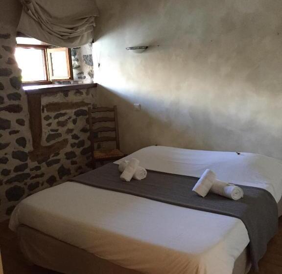 Семейный Номер, Auberge Les Fontilles