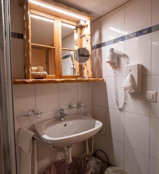 Четырехместный Номер Стандарт, Crusch Alba Sta Maria