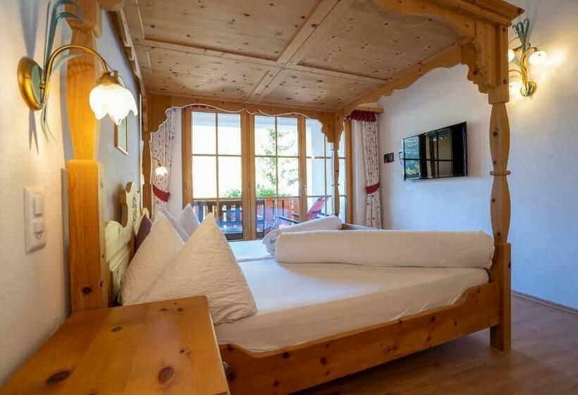 Номер Стандарт, Crusch Alba Sta Maria