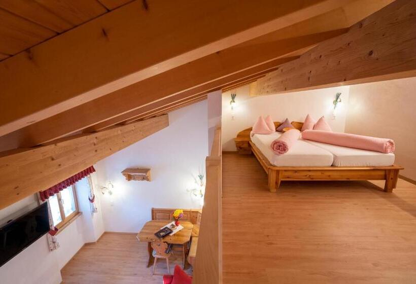 Четырехместный Номер Стандарт, Crusch Alba Sta Maria