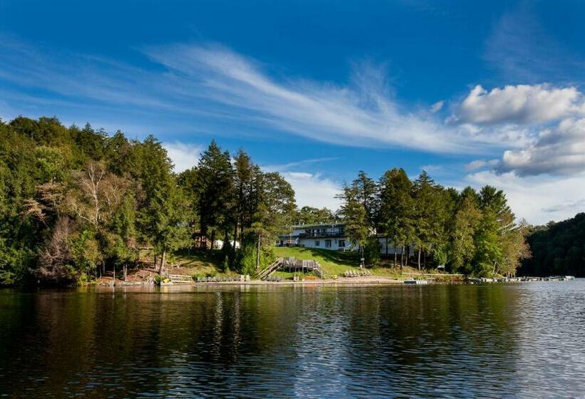 Полулюкс, Sunny Point Resort Ltd