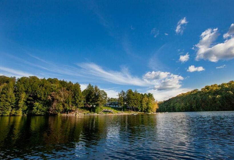 Полулюкс, Sunny Point Resort Ltd