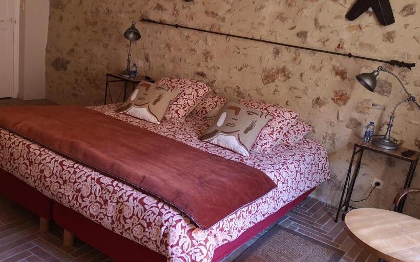 Номер Стандарт, Le Mimosa