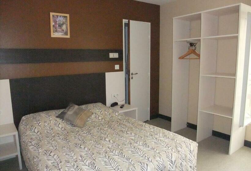 标准间, Auberge Des Lacs Bleus