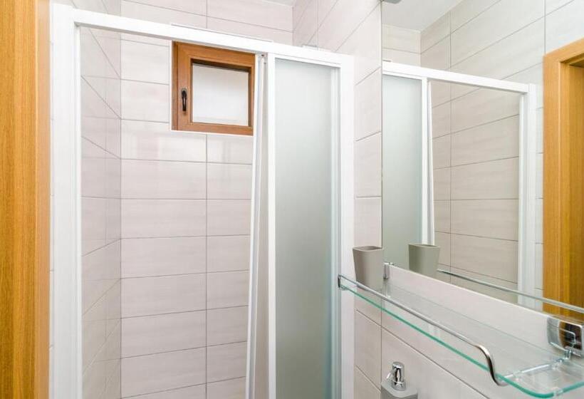 Номер Стандарт Вид на Море с Балконом, Cina Apartments