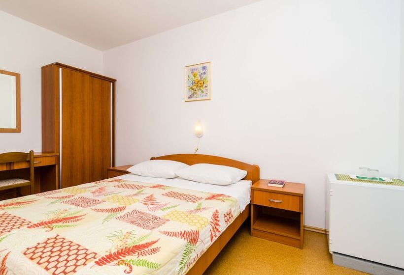 Номер Стандарт Вид на Море с Балконом, Cina Apartments