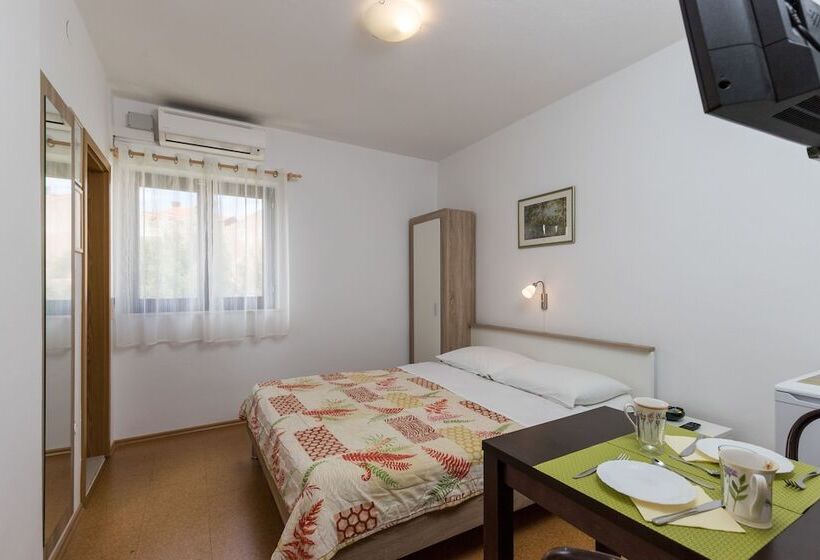 Номер Basic, Cina Apartments